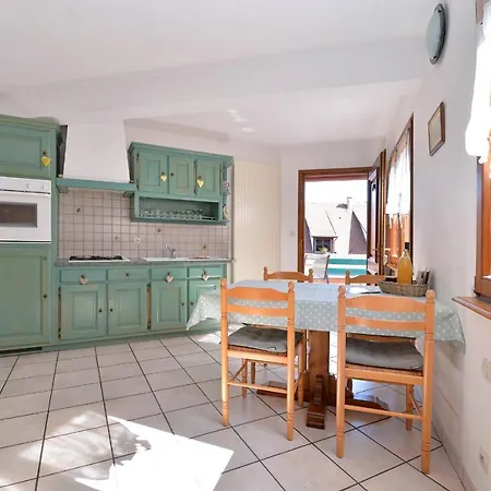 アパート S'harzala Bis